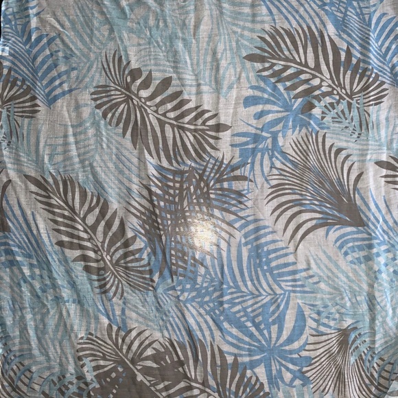 Scarf - Picture 2 of 2